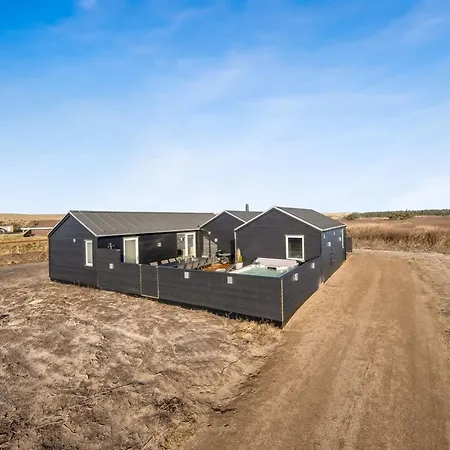 Ivar - 300m From The Sea In Western Jutland By Interhome Vakantiehuis Harboør