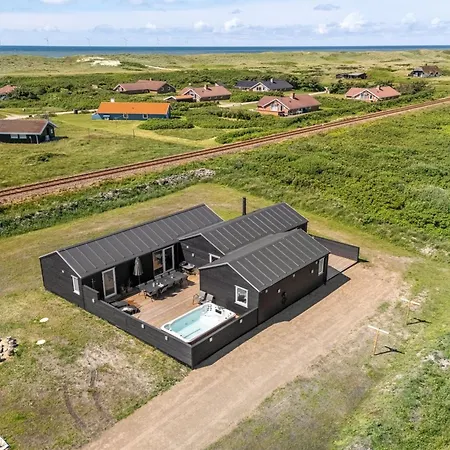Vakantiehuis Ivar - 300m From The Sea In Western Jutland By Interhome